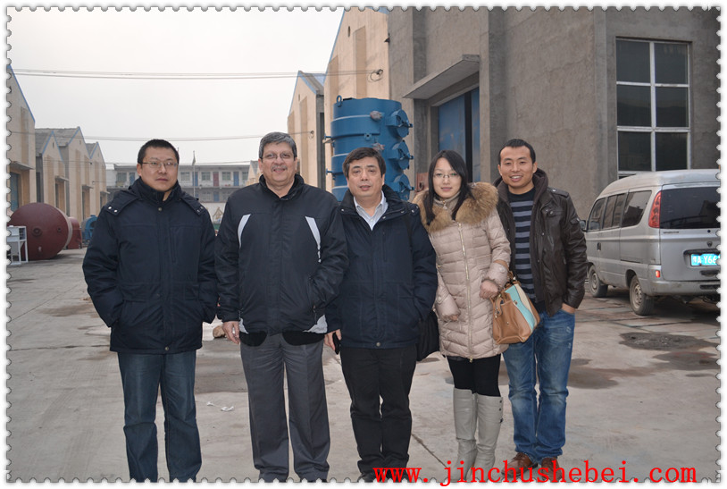 加拿大客戶到廠參觀500噸大豆預(yù)處理浸出生產(chǎn)線(圖1) 預(yù)榨浸出生產(chǎn)線,成套預(yù)榨浸出生產(chǎn)線,大豆預(yù)處理浸出生產(chǎn)線