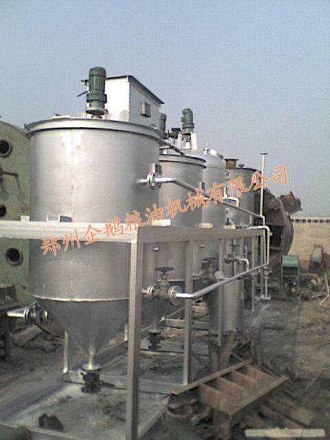 小型精煉油設(shè)備成采購(gòu)熱點(diǎn)(圖1) 小型精煉油設(shè)備