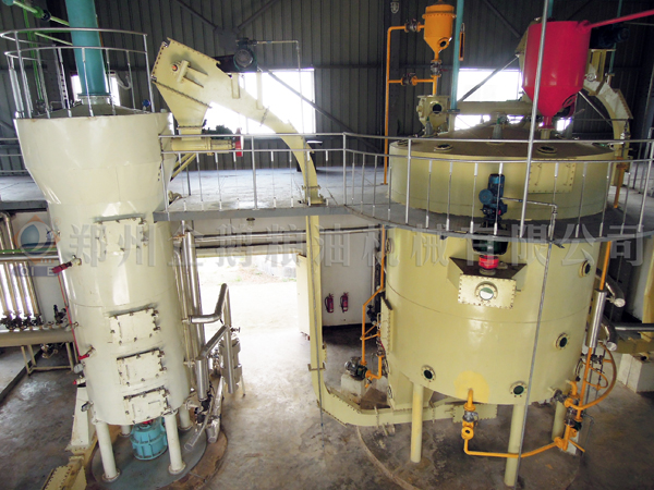 葡萄籽油加工如何選購葡萄籽油浸出設(shè)備(圖1) 浸出設(shè)備