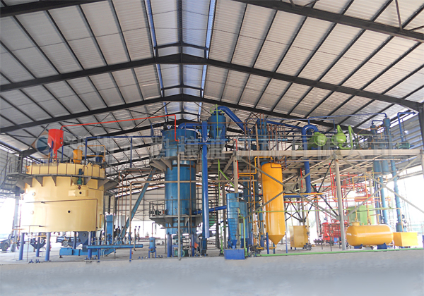 油脂浸出設(shè)備選企鵝有實力更有擔(dān)當(dāng)(圖1) 浸出設(shè)備